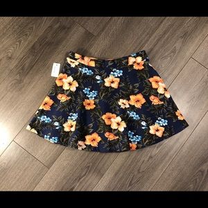 🌺AEROPOSTALE NAVY FLORAL COTTON SKIRT M NWT🌺